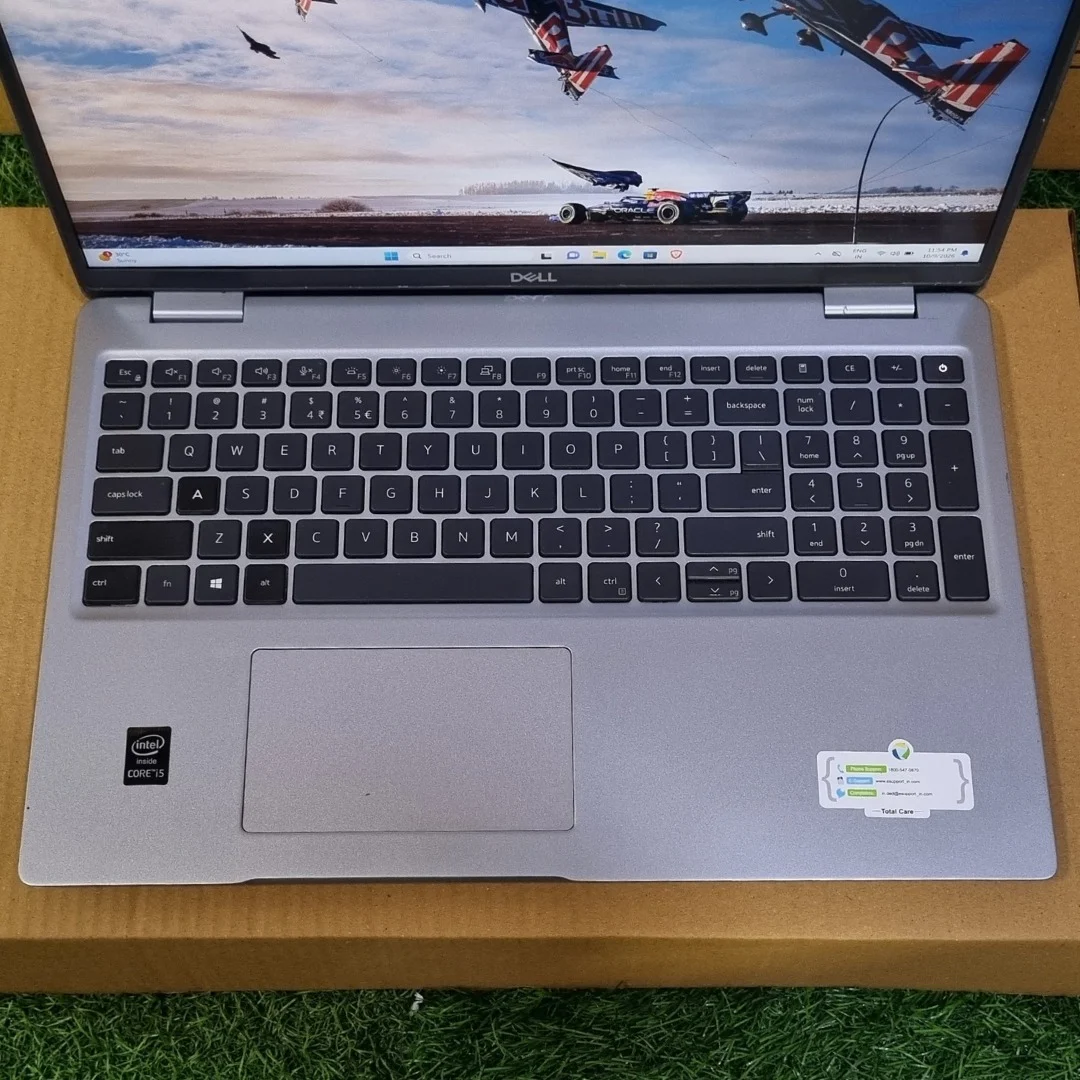 Refurbished Dell Latitude 5520 laptop – photo 3
